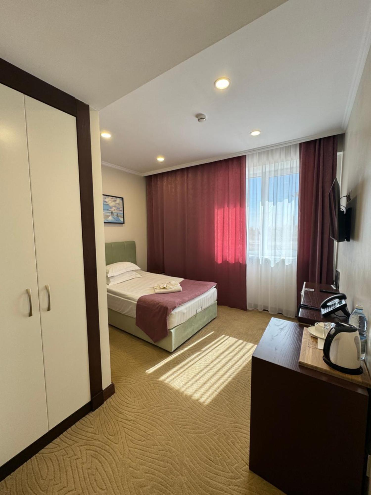 Sulo Atyrau Hotel Dış mekan fotoğraf
