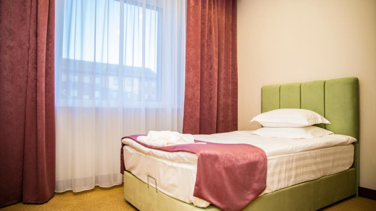 Sulo Atyrau Hotel Dış mekan fotoğraf